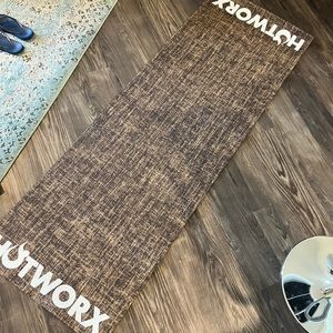 Hotworx towel and mat only
